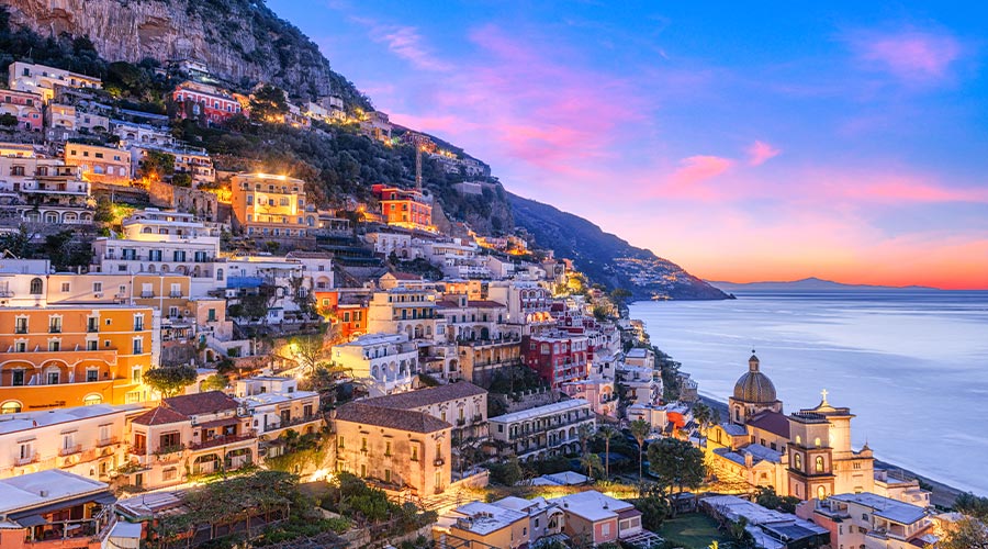 billede af byen Positano – Et farverigt mesterværk